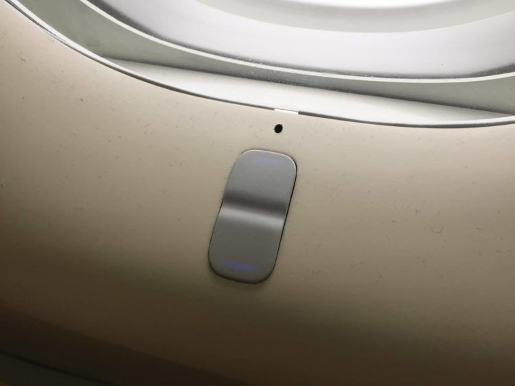 lufthansa first class boeing 747 8 fenster