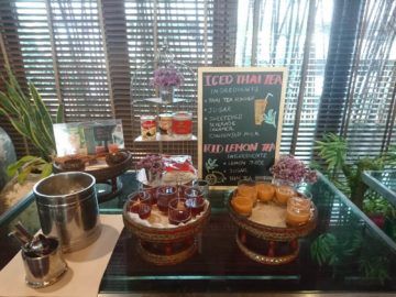 Shangri-La Chiang Mai Fruehstueck Thai Eistee