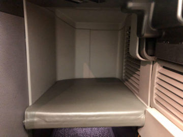 United Airlines Polaris Business Class Boeing 767 300 Ottoman