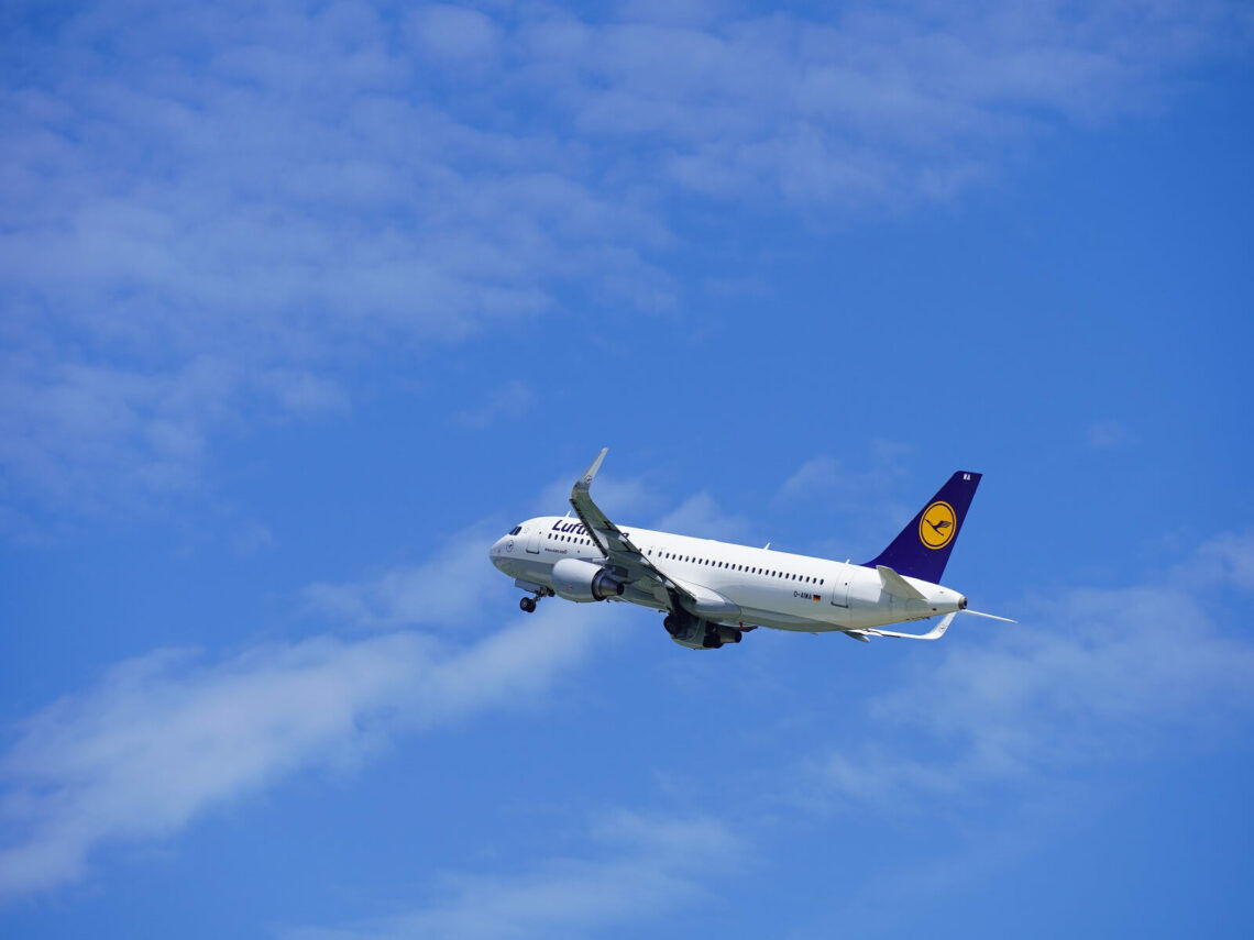 Lufthansa Airbus A320 214 D Aiwa Flughafen Zuerich