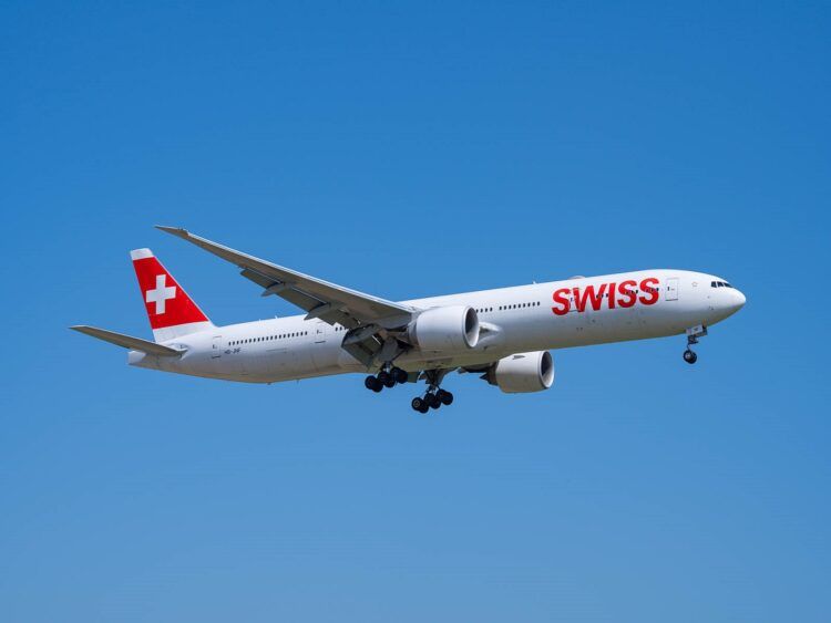 Swiss 777 300 Zürich Airport