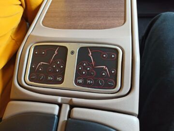 Review Turkish Airlines Business Class Airbus A330 300 Sitz Bedienelemente