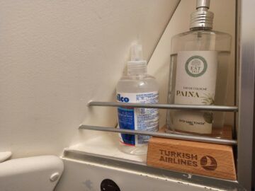 Review Turkish Airlines Business Class Airbus A330 300 Wc Amenities