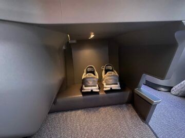 Eva Air Business Class B787 10 Fussraum