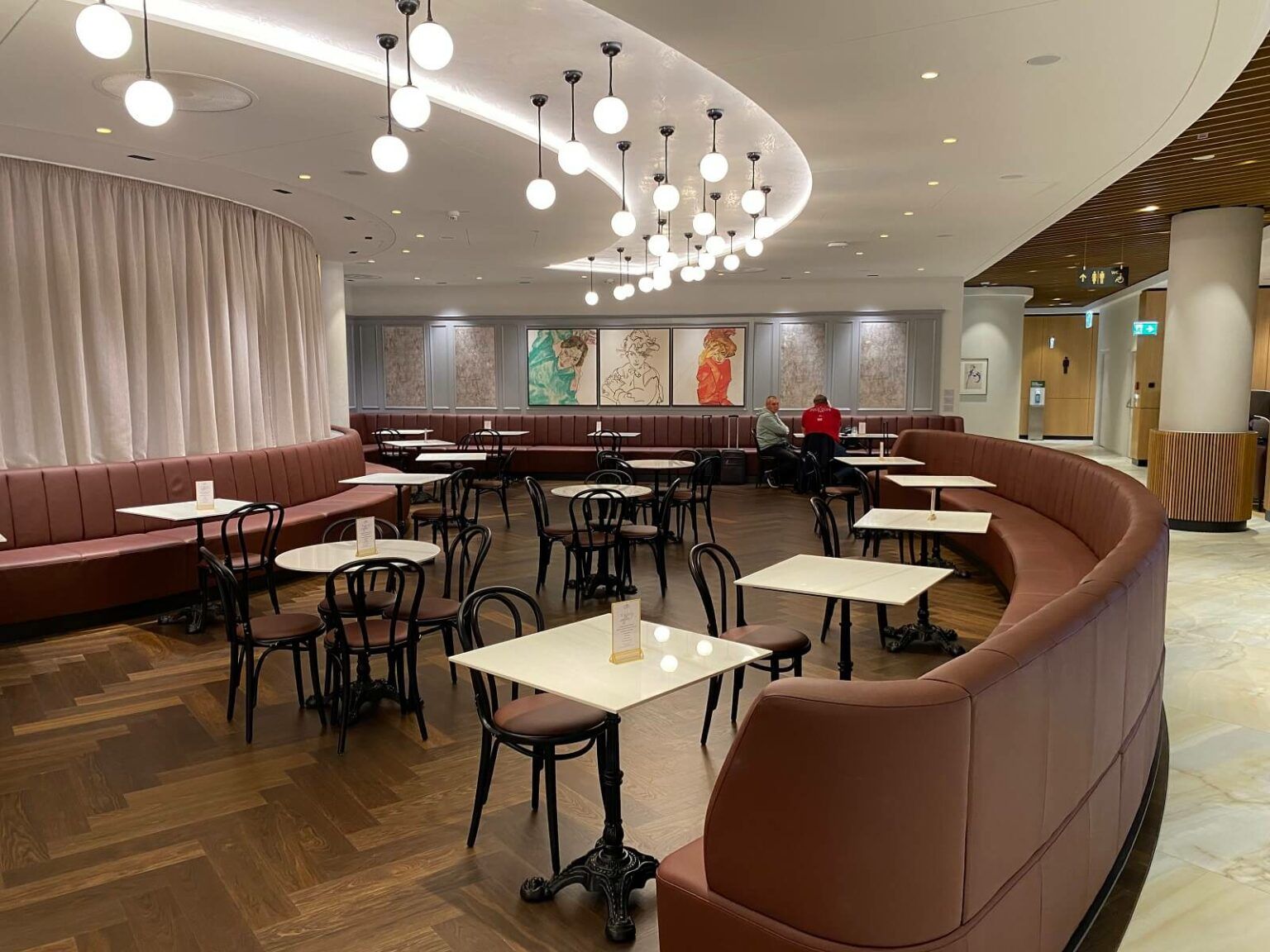 Kreditkarten in Österreich mit Lounge Zugang meilenoptimieren