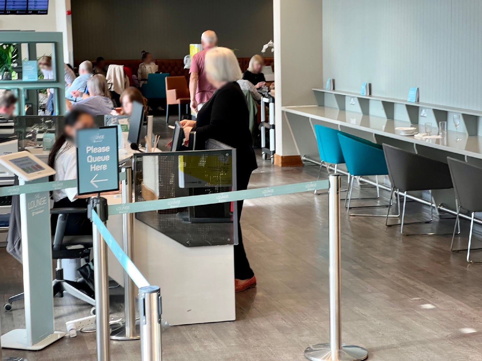 Review Terminal 1 Lounge Dublin Airport meilenoptimieren