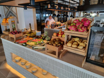 Hilton Maldives Amingiri Fruehstuecksbuffet 16a