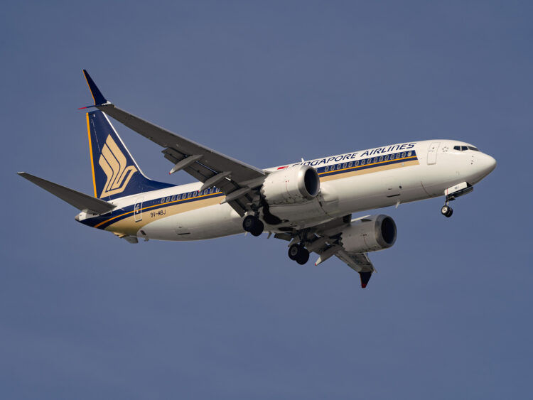 Flugzeug Singapore Airlines Boeing 737 8max