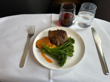Qantas Airways Business Class Airbus A380 800 Rinderfillet