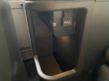 Qantas Airways Business Class Airbus A380 800 Stauchfach Unter Dem Tisch