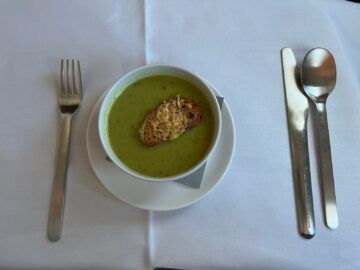 Qantas Airways Business Class Airbus A380 800 Suppe
