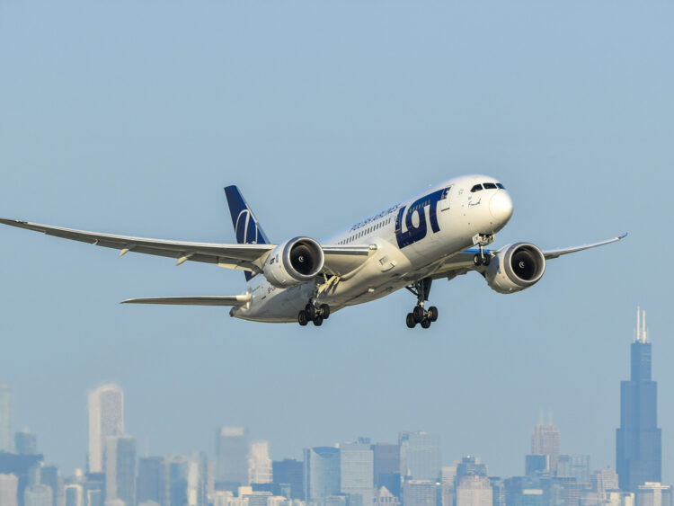 Lot Polish Airlines Boeing 787 8 Chicago Unsplash