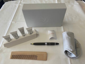 Air France La Première First Class Boeing 777 300 Amenity Kit