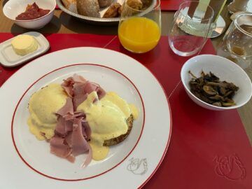 Air France La Première Lounge Paris Charles De Gaulle Egg Benedict2