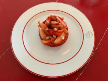 Air France La Première Lounge Paris Charles De Gaulle Erdbeer Kuchen