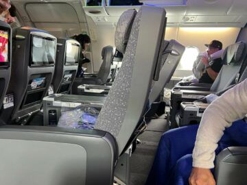 Ana Premium Economy Airbus A380 Sitz Mitte Zurueck Gelehnt