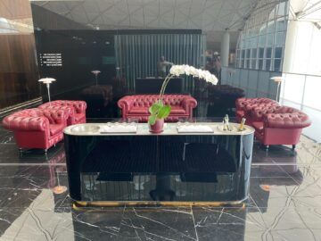 Cathay Pacific The Wing First Class Lounge Chamapgner Bar