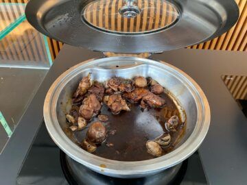 Cathay Pacific The Wing First Class Lounge Chicken