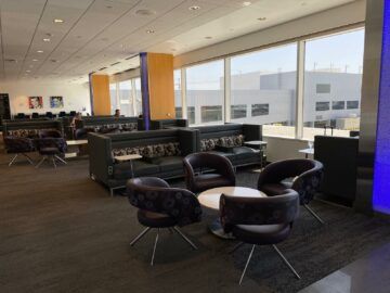 Delta Sky Club Los Angeles Terminal 2 Sitzmoeglichkeiten Lounge