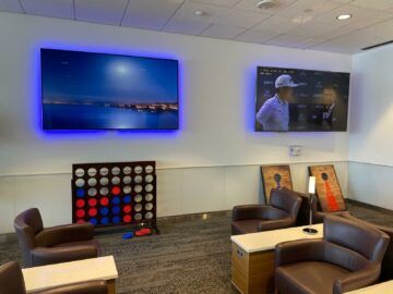 Delta Sky Club Los Angeles Terminal 2 Tv Kinderecke