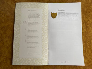Emirates First Class Airbus A380 Champagner
