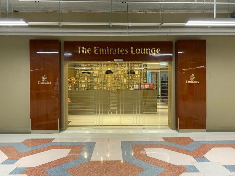 Emirates Lounge Bangkok Eingang Lounge