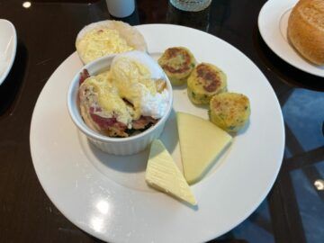 Emirates Lounge Bangkok Fruehstueck