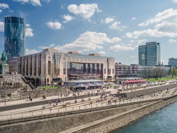 Hyatt Regency Cologne Fassade Copyright