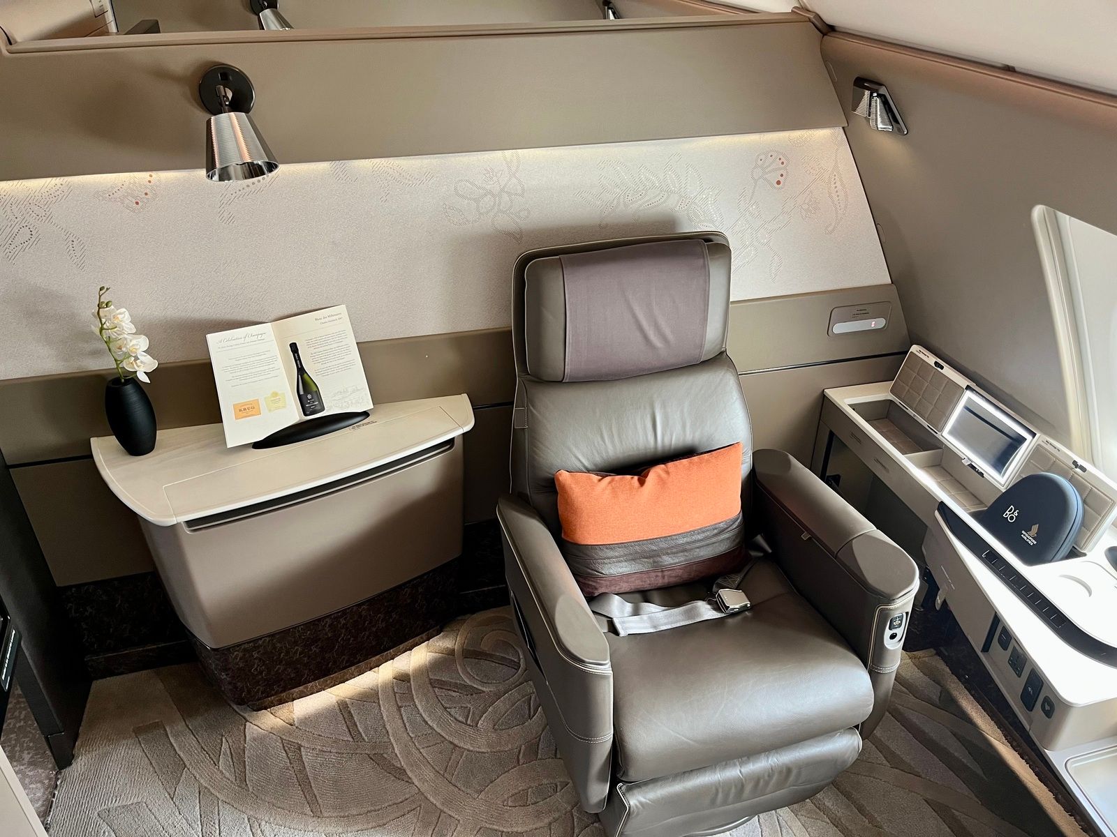Singapore Airlines Airbus A380 First Class Suite Sitz