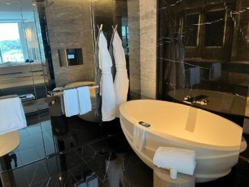 Crown Towers Hotel Sydney Bad Badewanne 1
