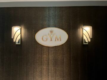 Crown Towers Hotel Sydney Fitnessstudio Logo