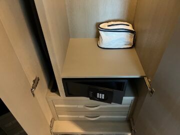 Crown Towers Hotel Sydney Zimmer Safe