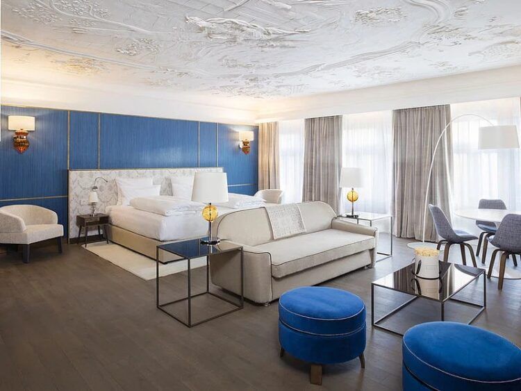 Hotel Stein Salzburg Honeymoon Suite Copyright