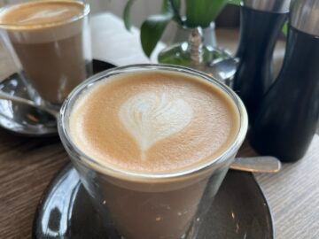 Park Hyatt Sydney Fruehstueck Latte