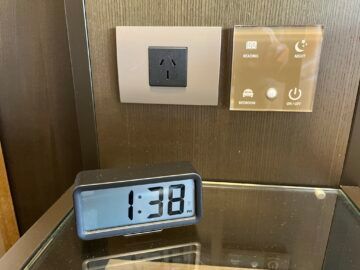 Park Hyatt Sydney Zimmer Wecker