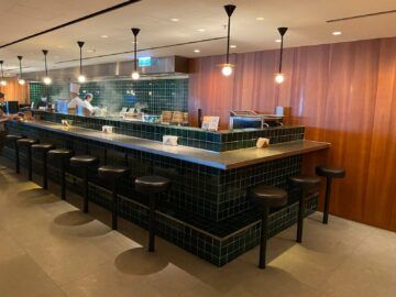 Cathay Pacific The Pier Business Class Lounge Hong Kong Noodle Bar 2