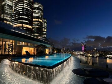 Crown Towers Hotel Sydney Pool Bei Nacht