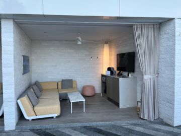 Crown Towers Hotel Sydney Pool Cabana