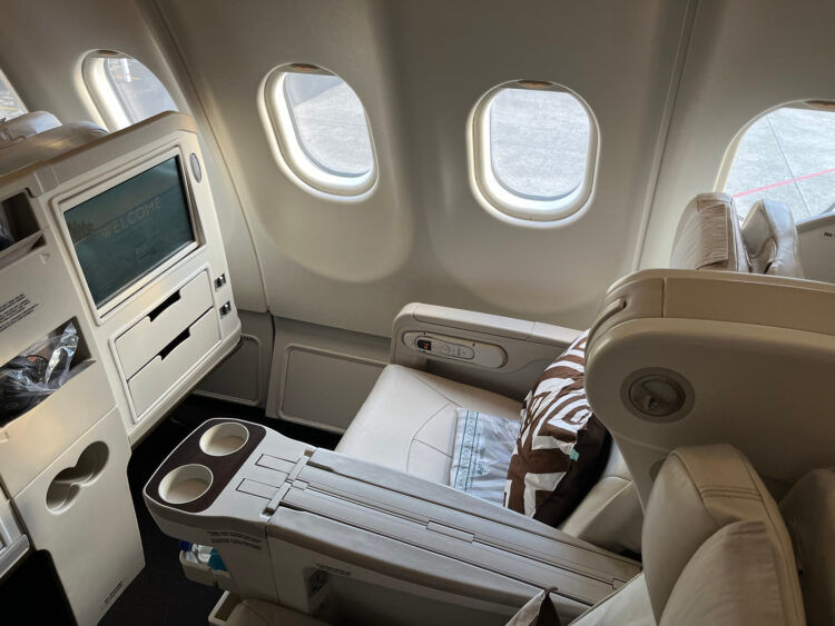 Fiji Airways Business Class Airbus A330 200 Sitz 2