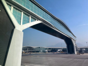 Hong Kong Airport Sky Bridge 2