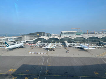Hong Kong Airport Sky Bridge Ausblick 2
