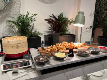 Intercontinental Sydney The Conservatory Fruehstueck Waffeln