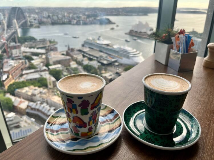 Shangri La Sydney Altitude Fruehstueck Kaffee Ausblick