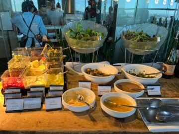 Shangri La Sydney Altitude Fruehstueck Salat