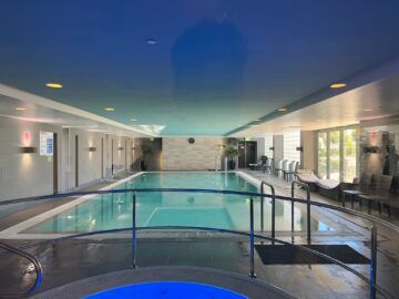 Shangri La Sydney Indoor Pool