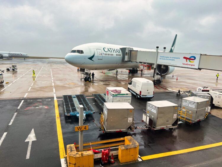 Cathay Pacific Boeing 777 300er 1
