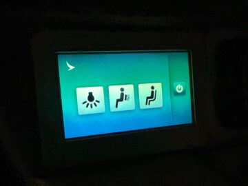 Cathay Pacific First Class Boeing 777 300er Sitzsteuerung 2