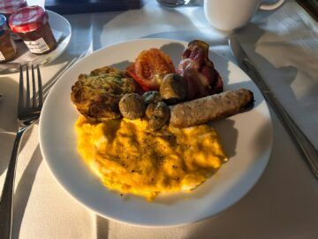 Cathay Pacific First Class Ruehrei 1