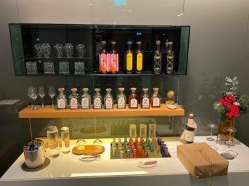 Lufthansa First Class Lounge A13 Frankfurt Drinks Cigar Lounge