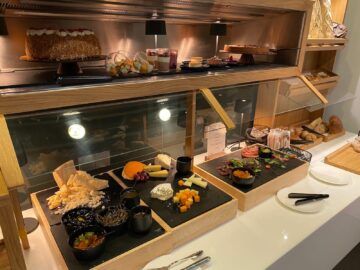 Lufthansa First Class Lounge A13 Frankfurt Kaeseplatte